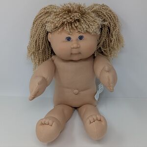 Cabbage Patch Kid Doll Play Along PA3 Girl Crimped Yarn Hair